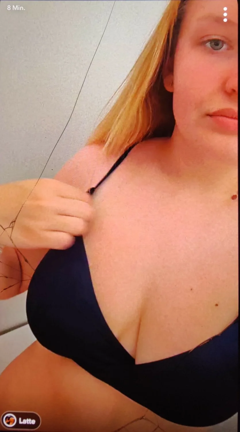 Big tits milf image 3