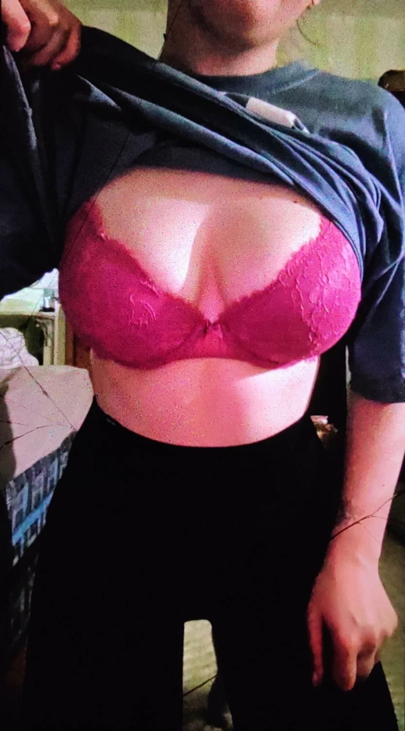 Big tits milf image 5
