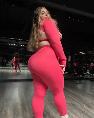 Thicc tiktok white girl loves to go to the gym and the Beach cover image