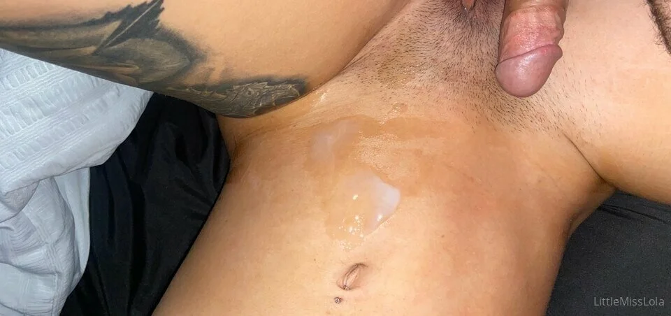Lola image 23