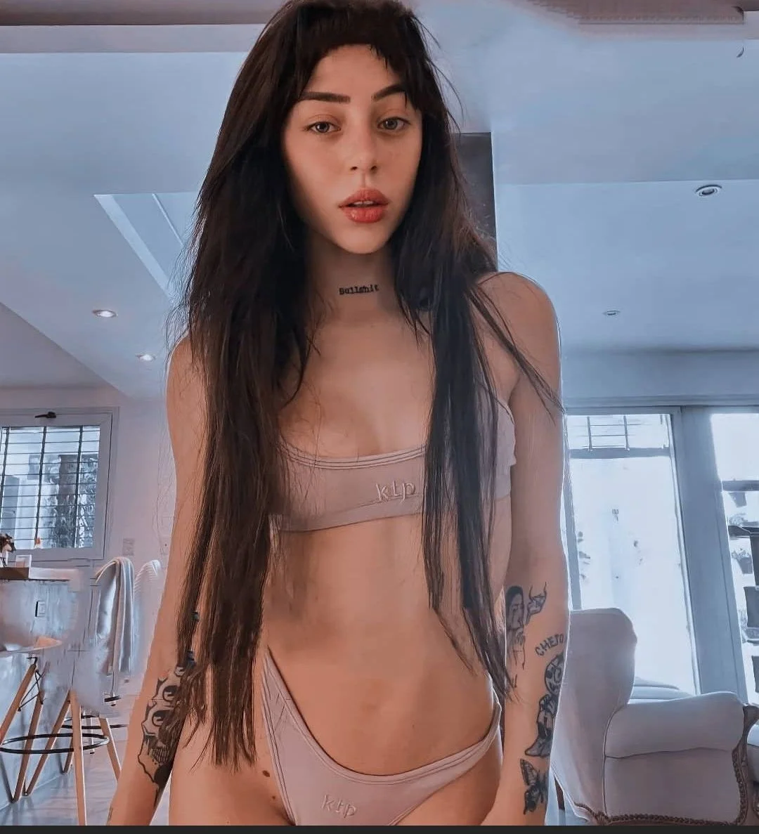 nicki nicole image 23