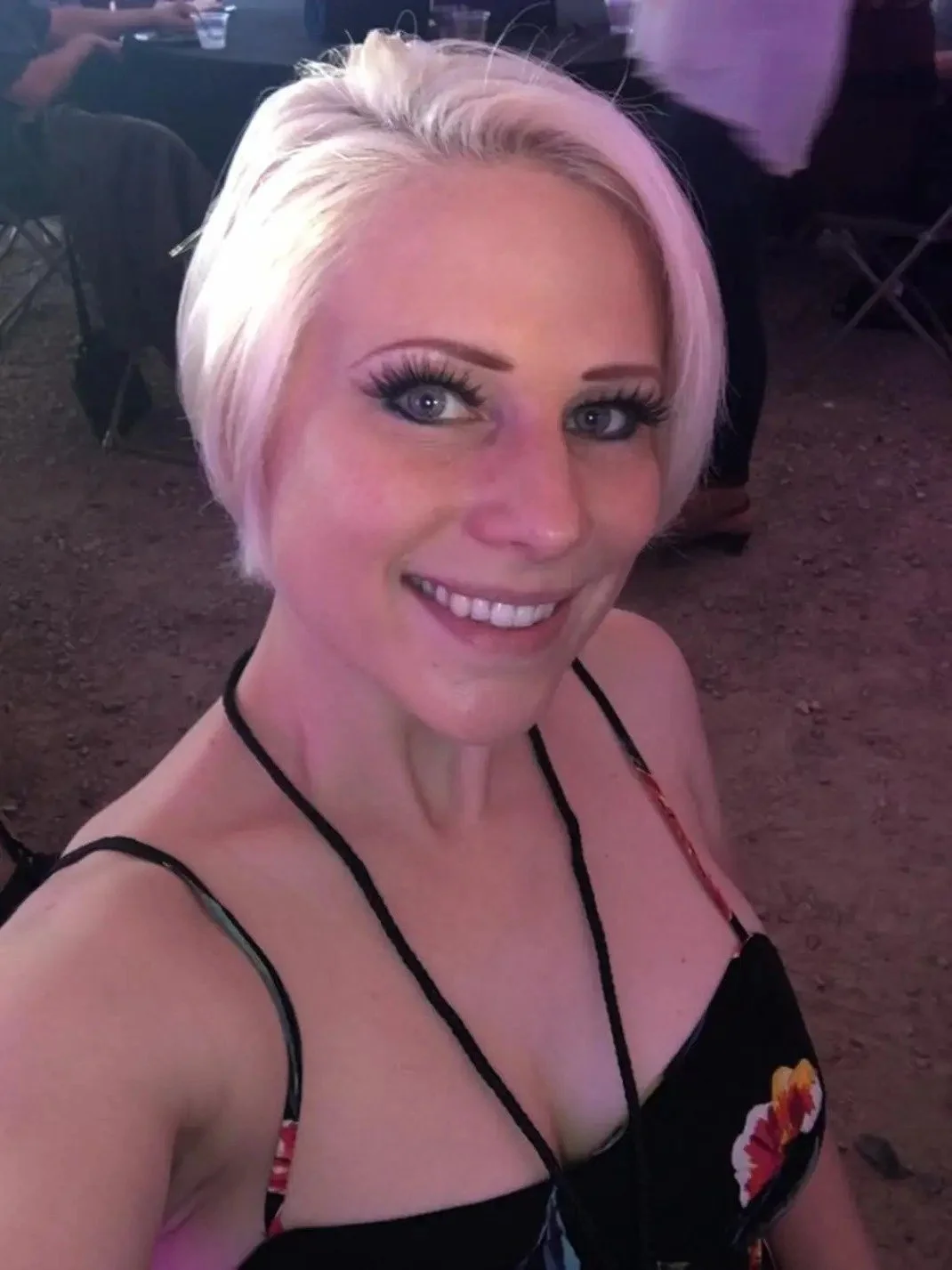 Blonde main image