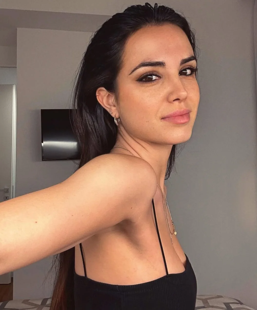 Giusy Meloni hot italian journalist image 24