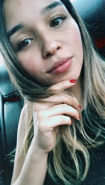 Gatinha vazada pelo namorado cover image