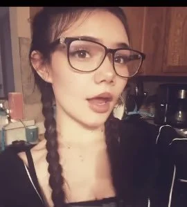Layla 18 image 2