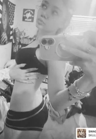 Layla 18 image 5