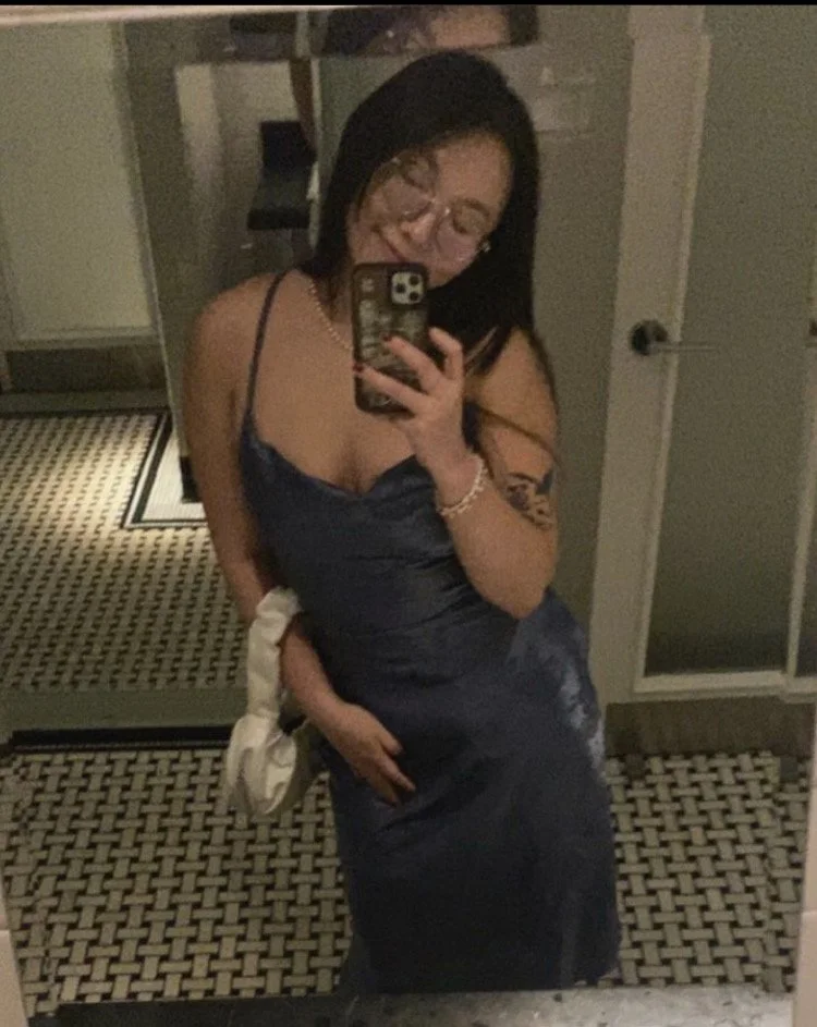 Mid Asian office girlie slutted out image 6