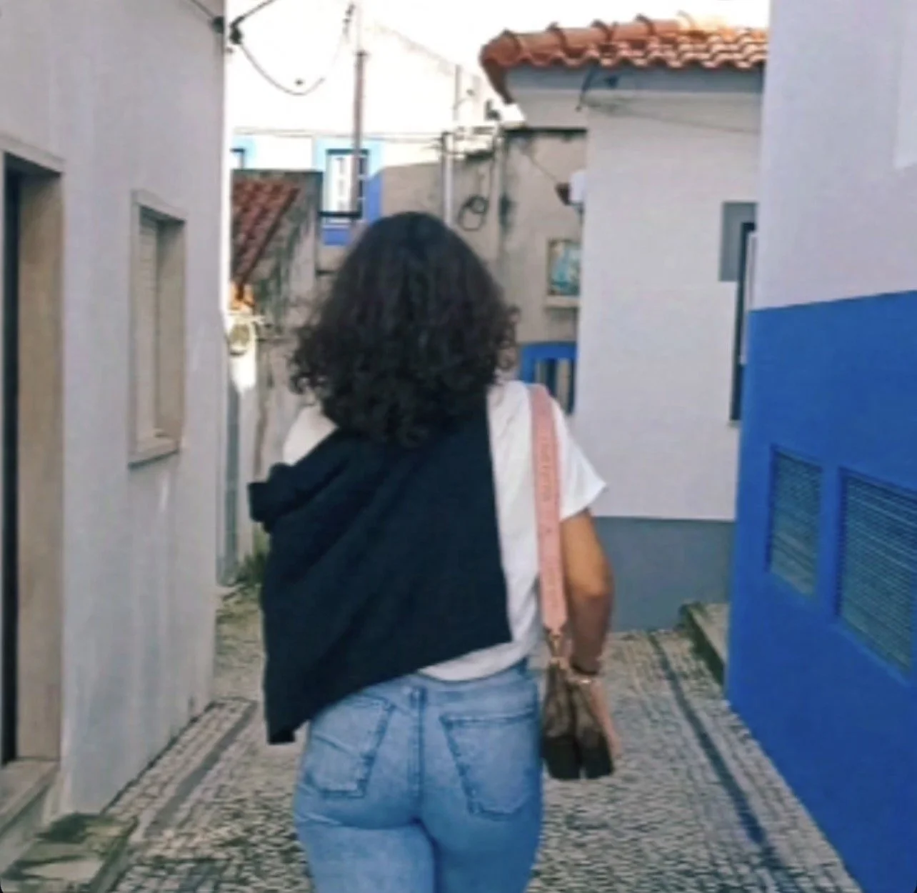 Novinha Tuga peituda e rabuda de 2006 image 11