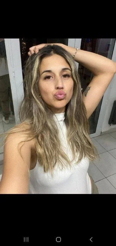 Maestra argentina deliciosa puta se filtra su pack .Hermoso culo petera ardiente image 3