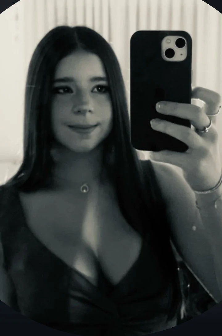 La putita de mí amiga image 2