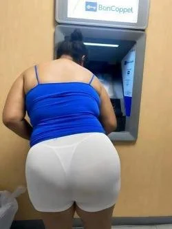 Señora poblana primero va a sacar dinero de lo que le mando su marido y luego vamos a coger 🤤🥵🥴 main image