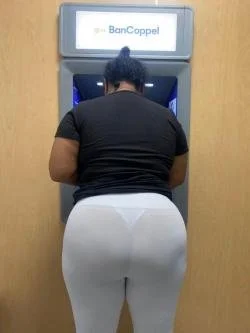 Señora poblana primero va a sacar dinero de lo que le mando su marido y luego vamos a coger 🤤🥵🥴 image 3