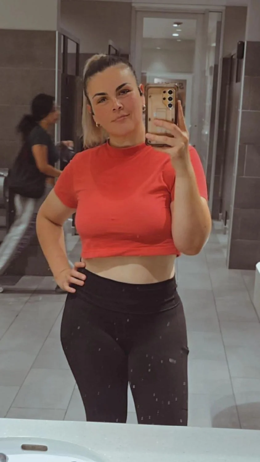 Thick Mexican milf can twerk that ass main image