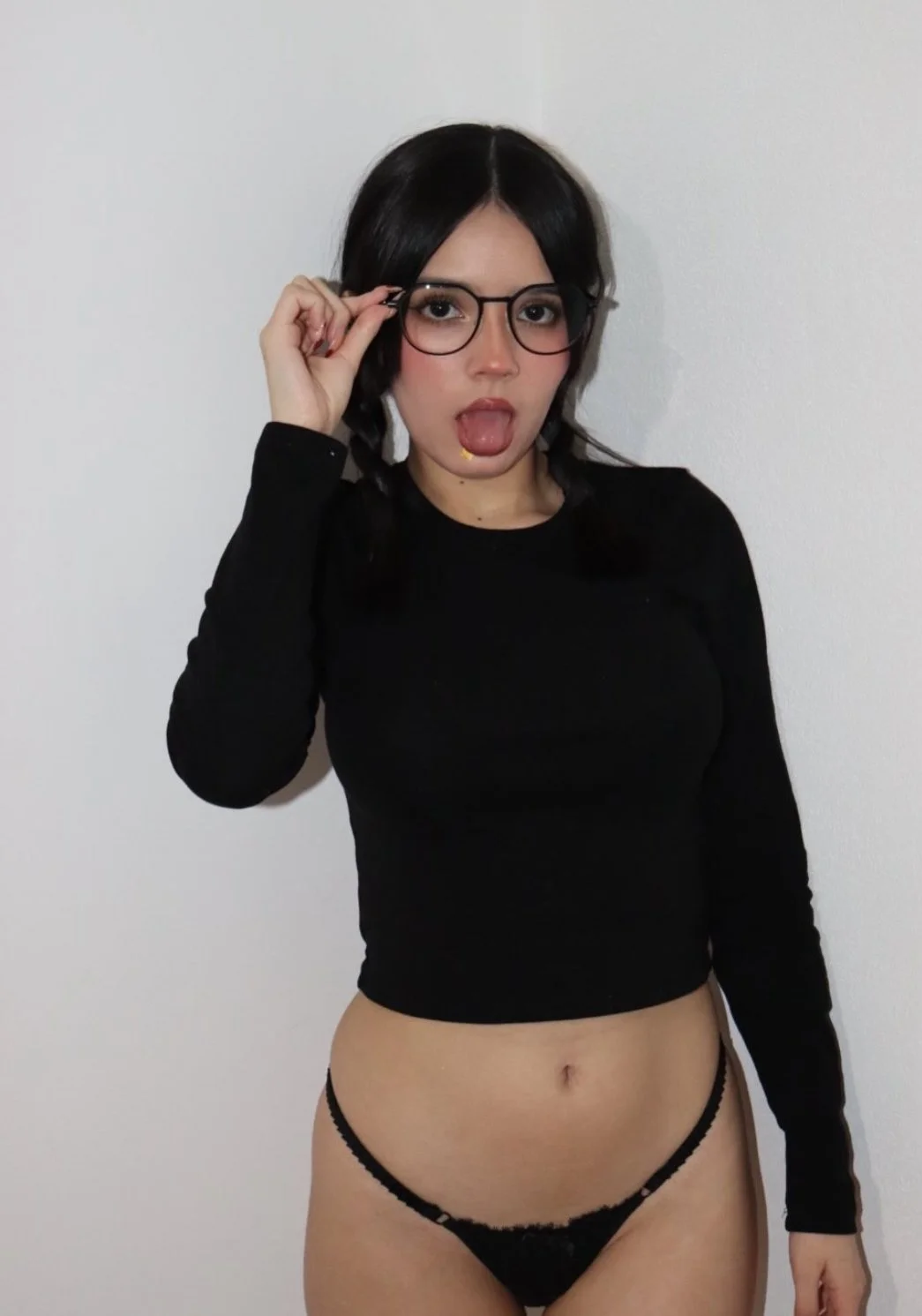 La hermosa Kristal de Santos image 7