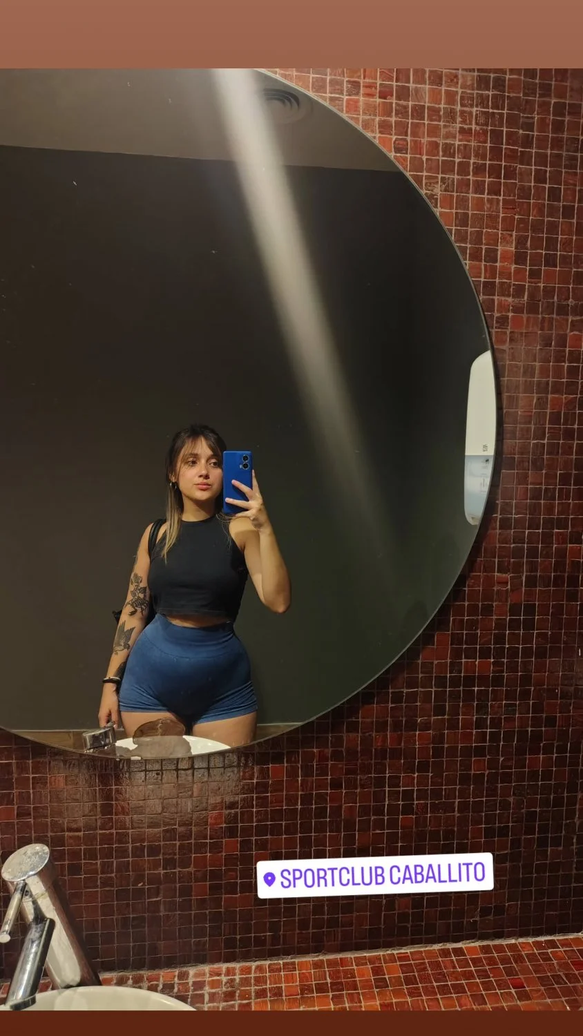 Argentina pendeja con linda cola y caderas 😍😍 image 5