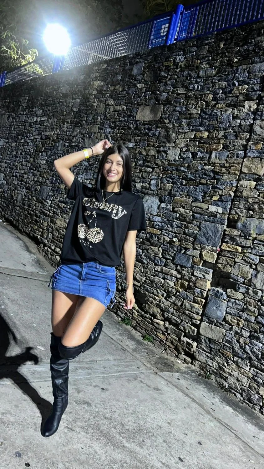 Venezolana alexandra, flaca rica image 4