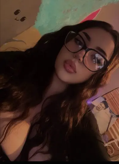 novinha putinha peituda vazada pelo ex gostosa safada de mais video amador! novos videos vazados cover image