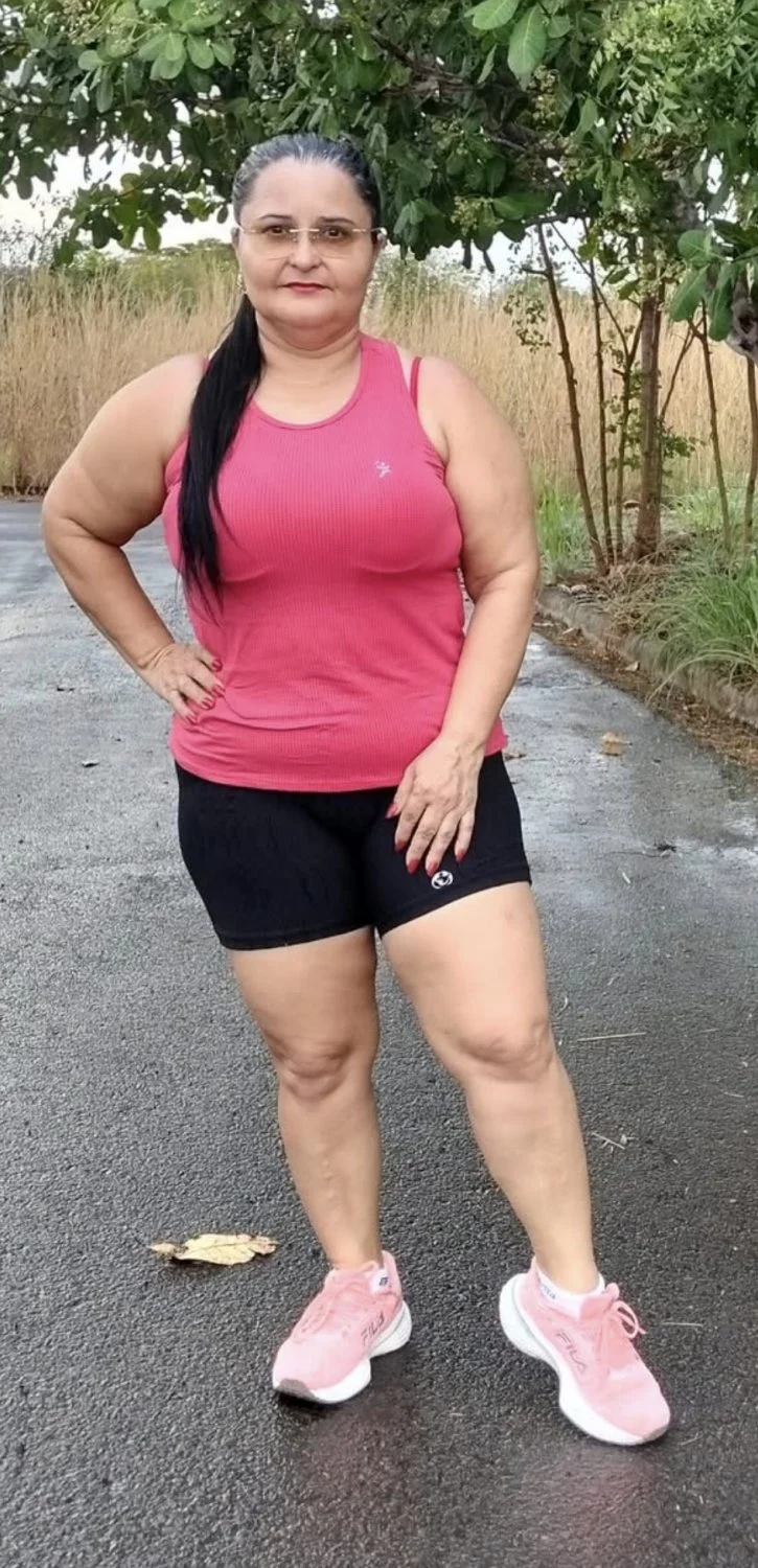 Pra quem gosta de coroa.. Essa é a Socorrinha, gostosa e boa pra leitar dentro. image 8