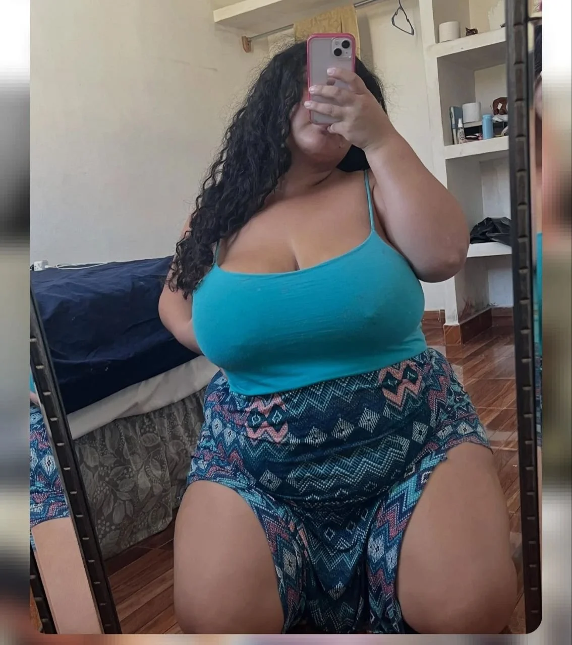 La Carmen R 👀 image 27
