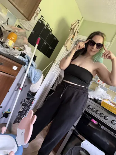 She looks a proper milf in these 🥵 cover image