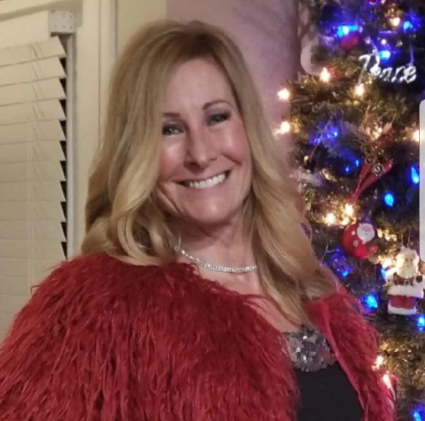 Fine Texas MILF Patty sure loved having her huge fakies publicly exposed on camera image 11