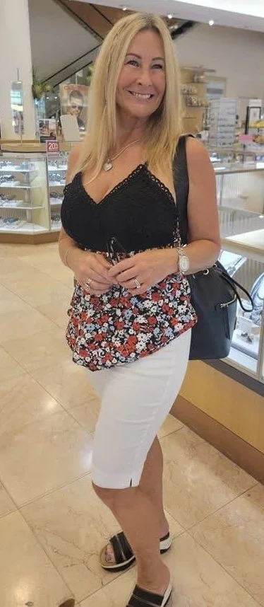 Fine Texas MILF Patty sure loved having her huge fakies publicly exposed on camera image 14
