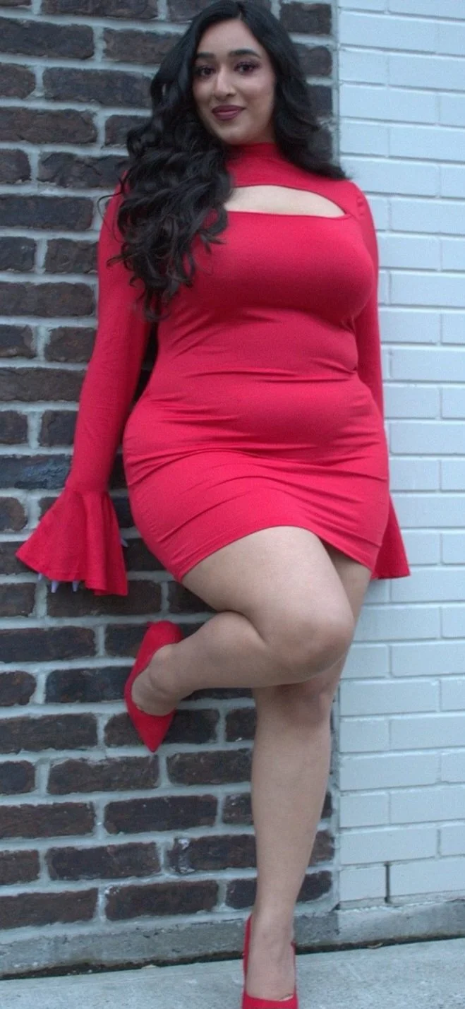 Request.. Thick Gorgeous 🇮🇳🇨🇦🇺🇲 Milf.. <> Instagram Influencer.. <> Loves taking BBC.. image 7