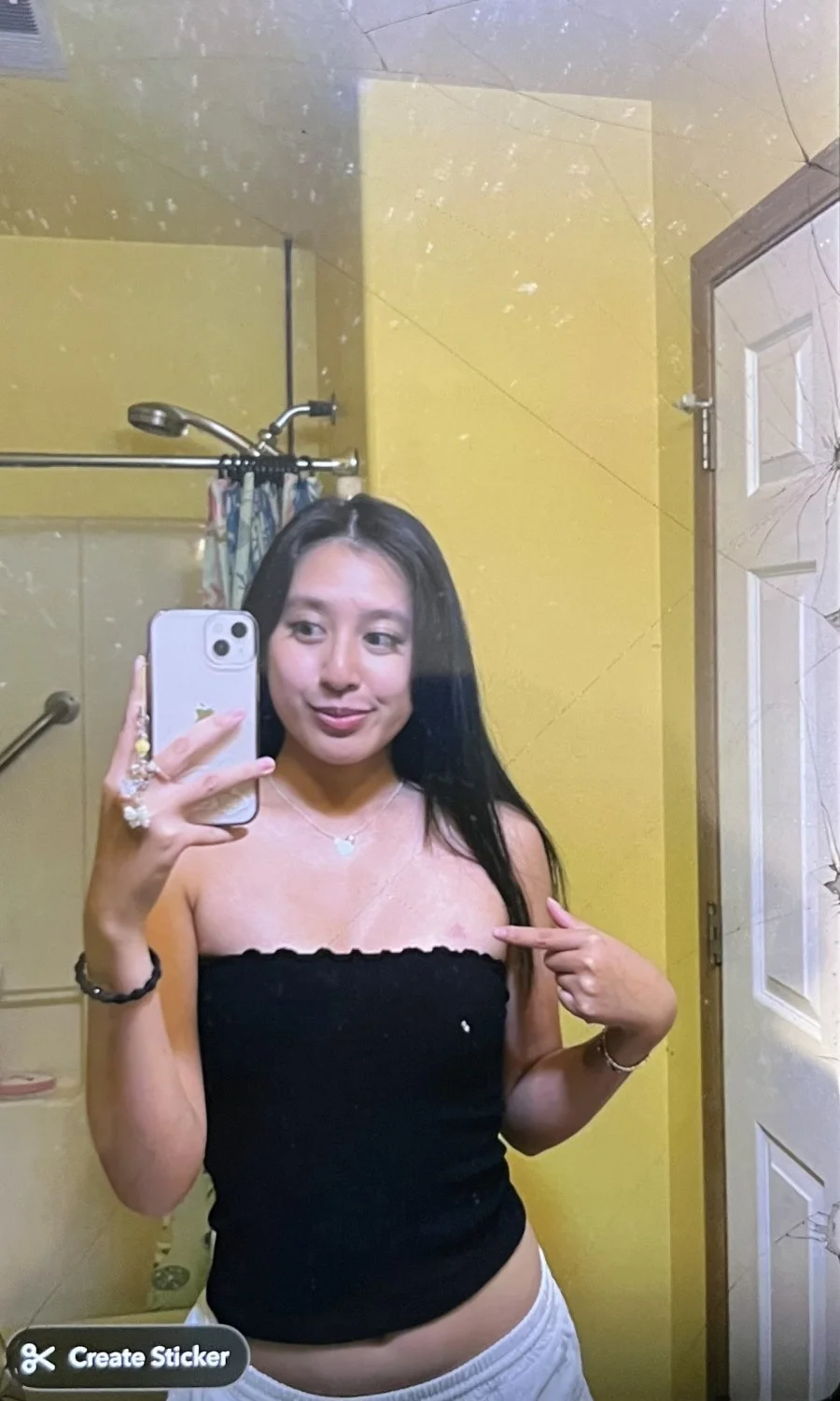 asian viet slut leaked image 3