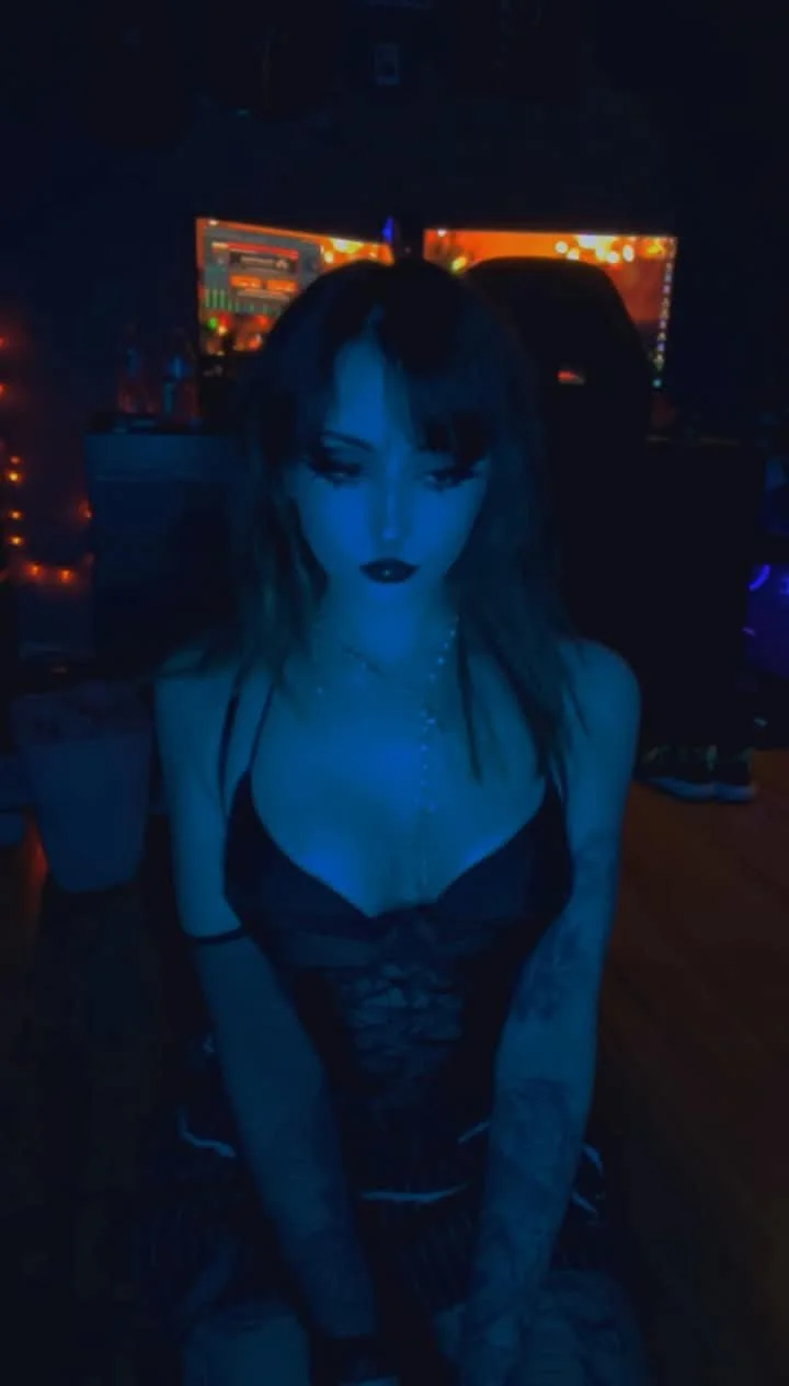 mX8Jzibj_720p image 3