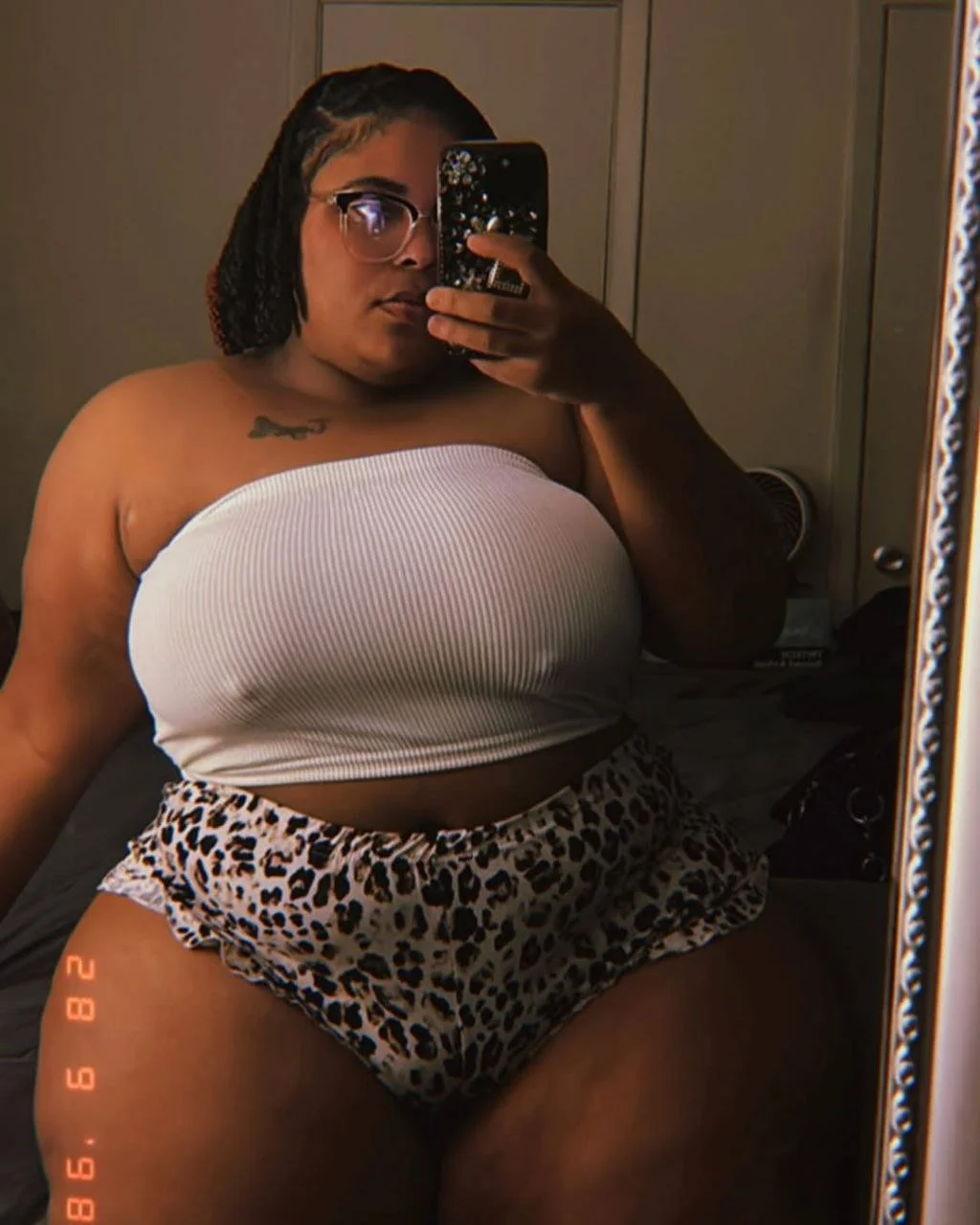 Big booty image 5