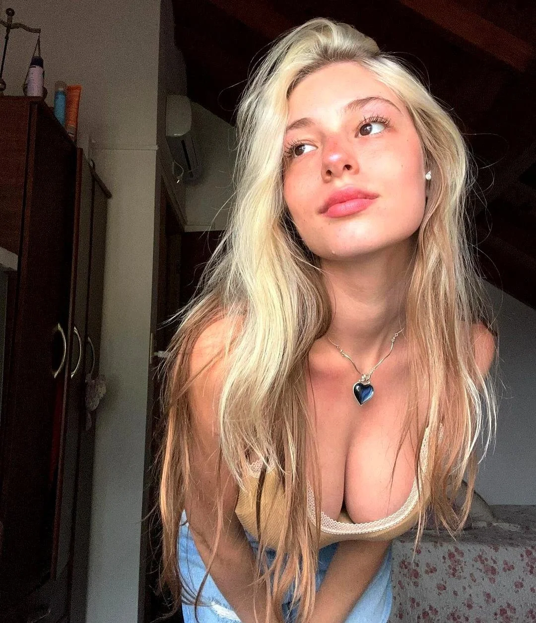 Mariela Vicenzi argentina tetona pt.1 image 28