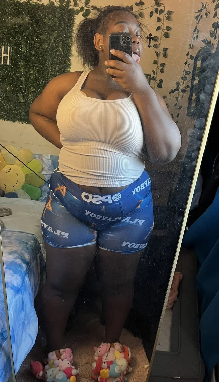 Bbw clapping cheeks 👀🔥💦 image 5