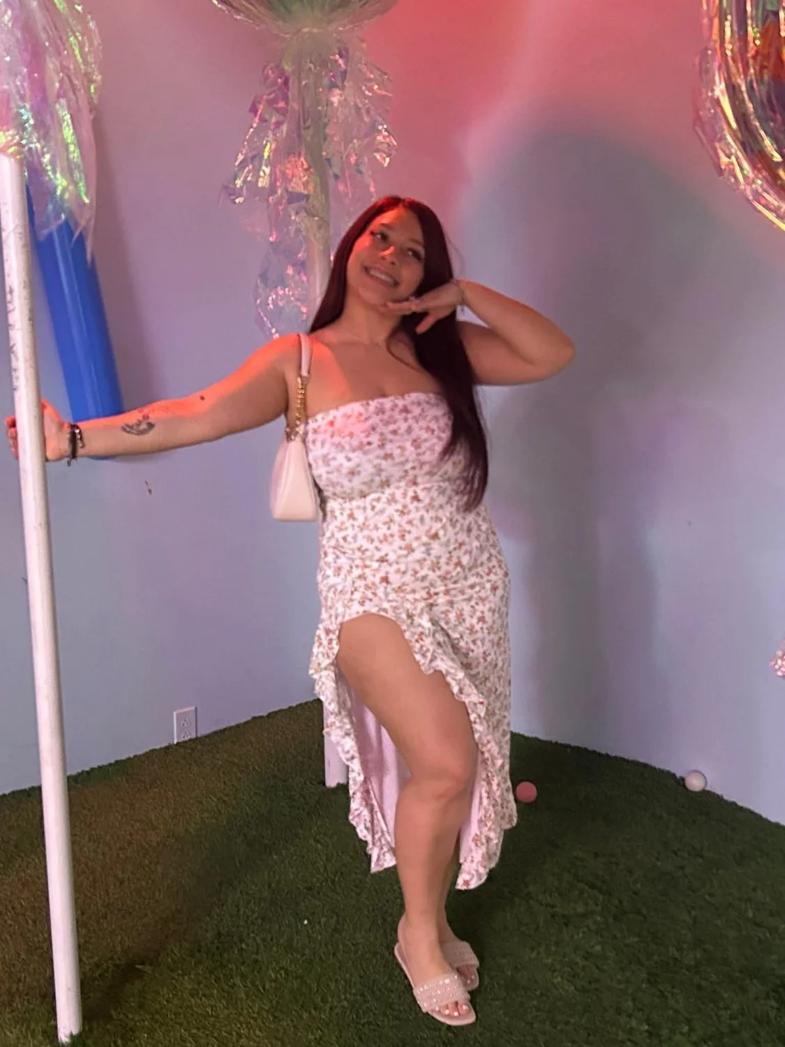 Sexy mamacita image 5