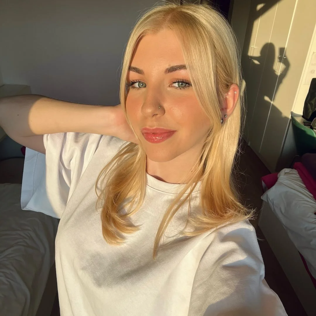 Sexy whores image 8