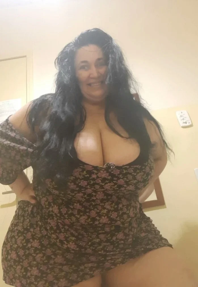Th1cK Matur3 BraziliaN bBw bo0tY !! image 10