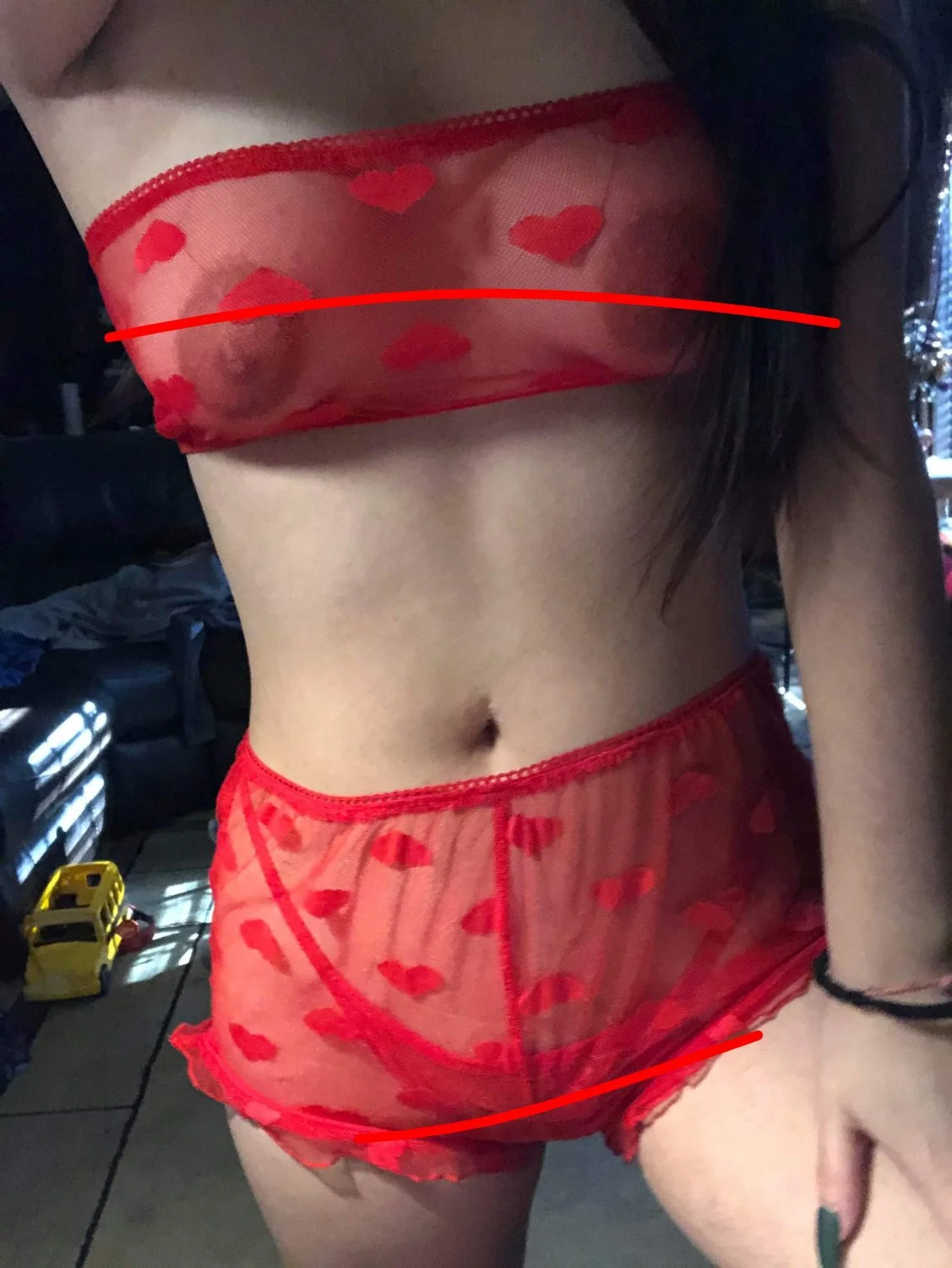 Sarah with big nips image 14