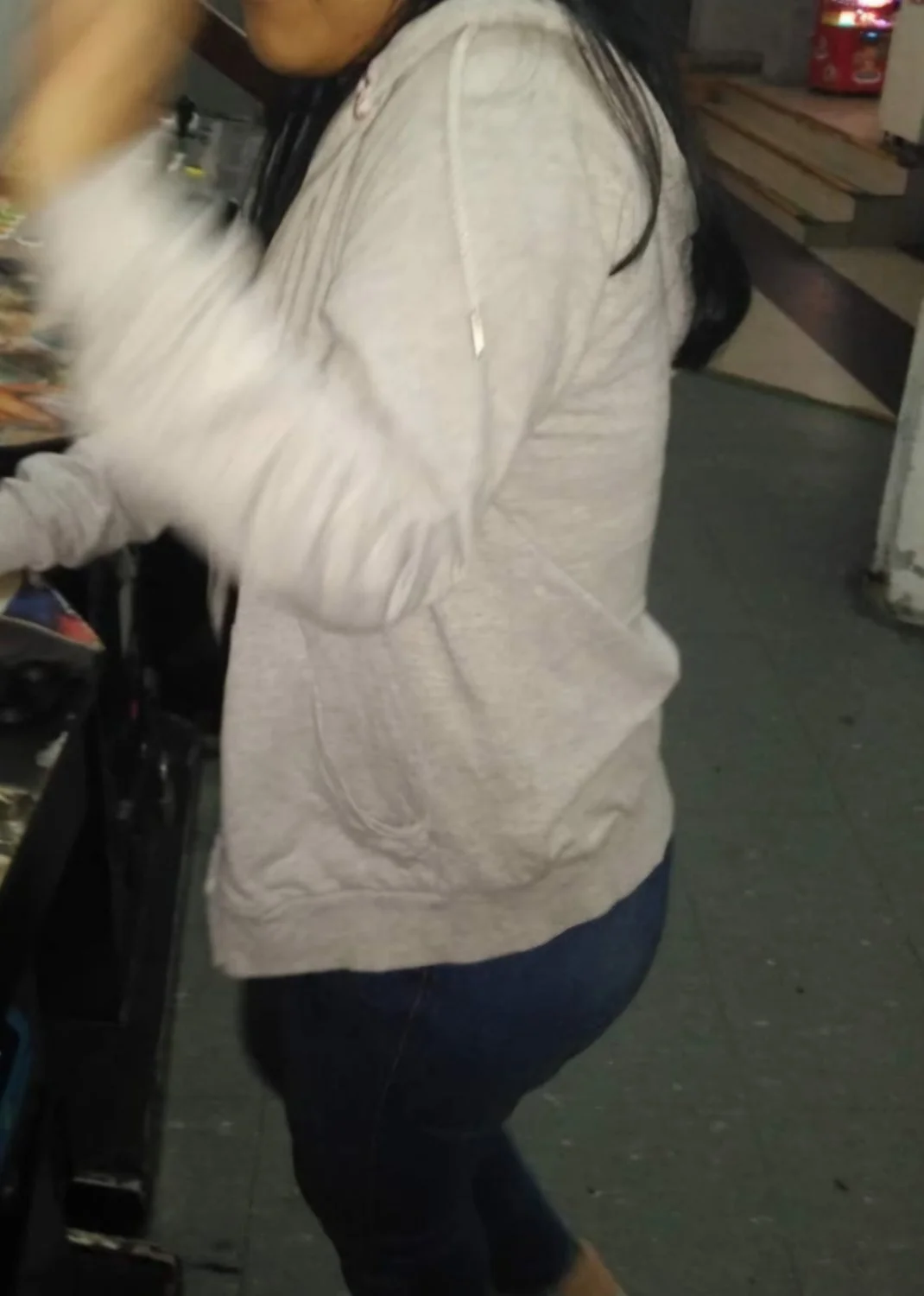 Rica Chinchana cogiendo image 2