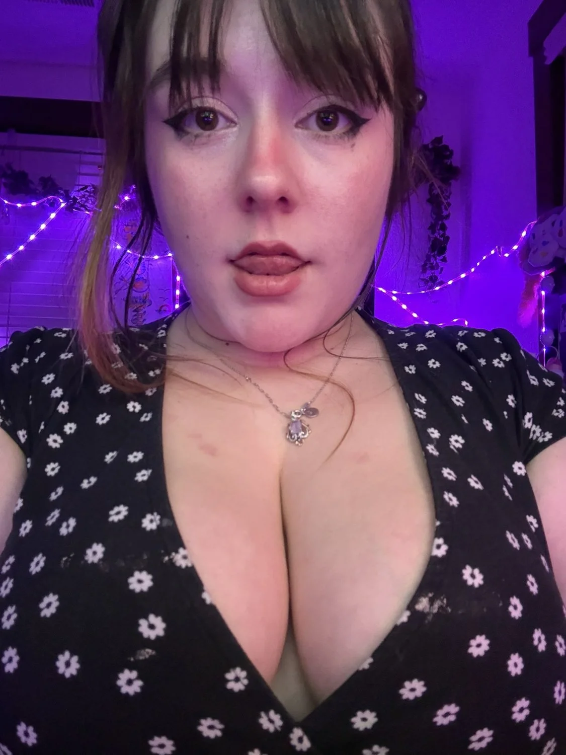 Hot chubby slut Bxnbxn808 p3 image 8