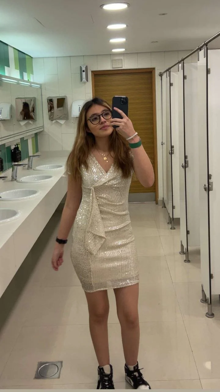 Hot College Slut With Tight Shaved Pussy. Rocio 20yo image 25