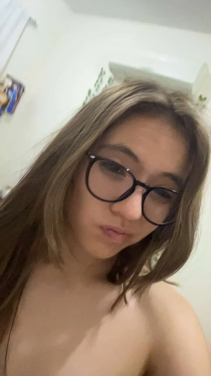 Hot College Slut With Tight Shaved Pussy. Rocio 20yo image 32
