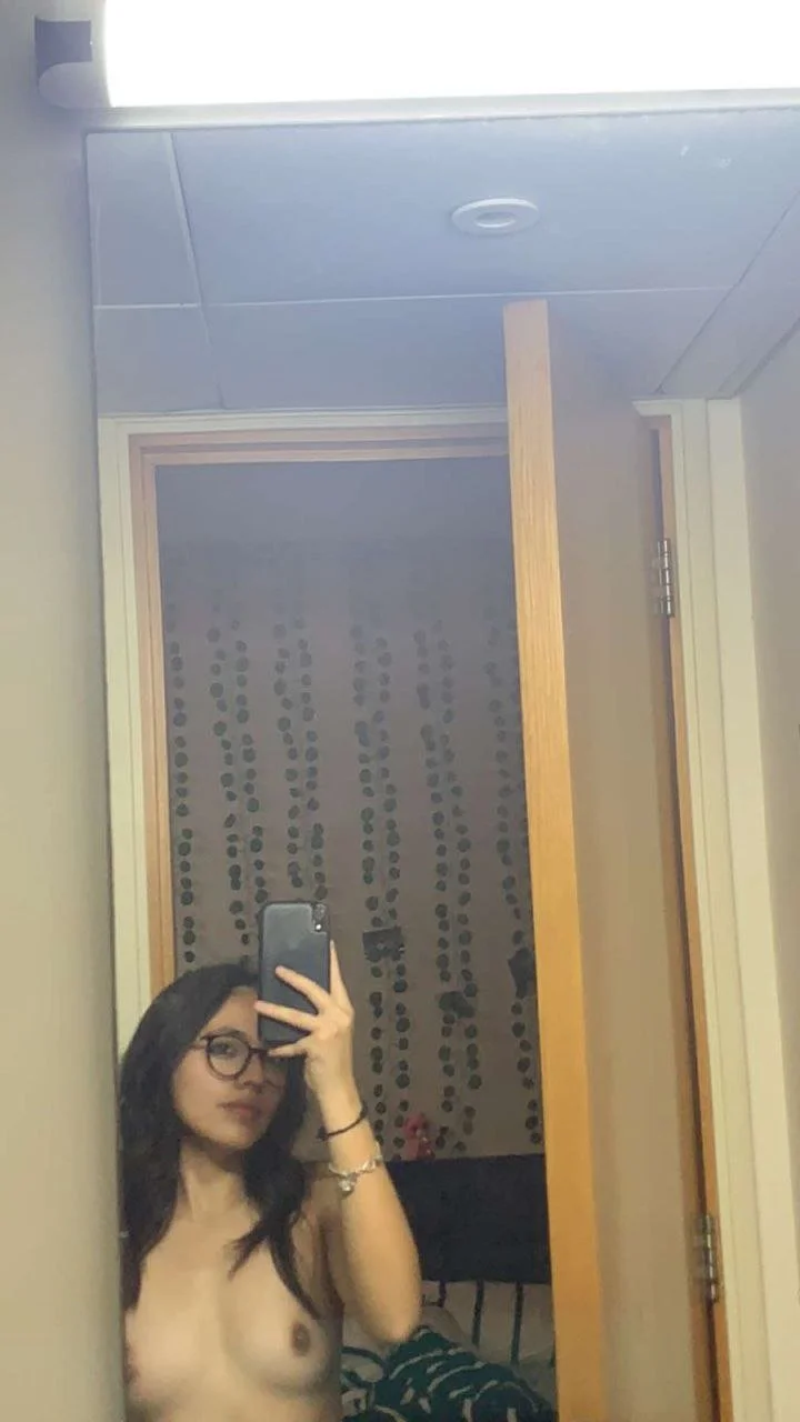 Hot College Slut With Tight Shaved Pussy. Rocio 20yo image 8