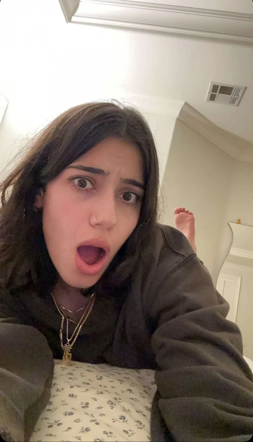 Sara saffari image 11