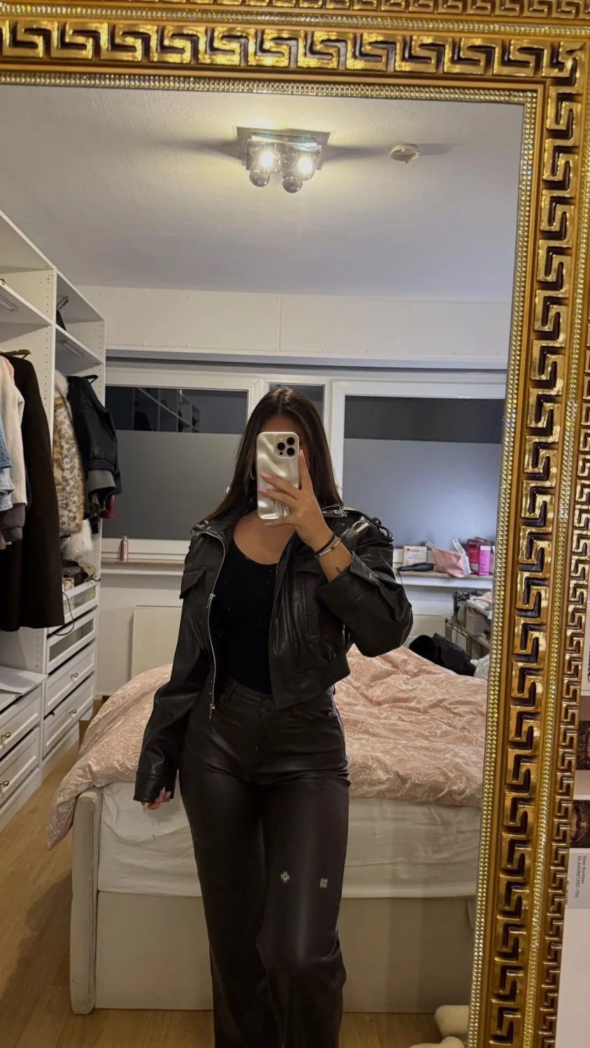 19yo german slut Lisa image 30