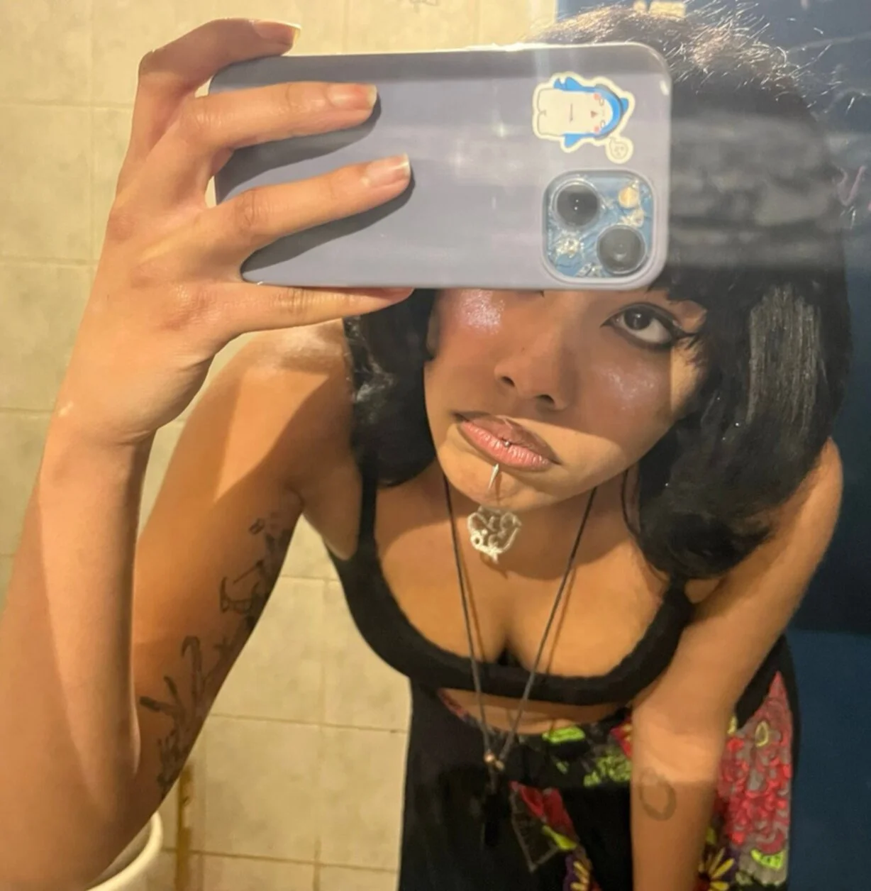 cute latina tease Laura loves to show off image 6