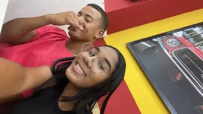 Moreninha caiu na net mamando a rola do macho, putinha deixou gravar o boquete e foi vazada cover image