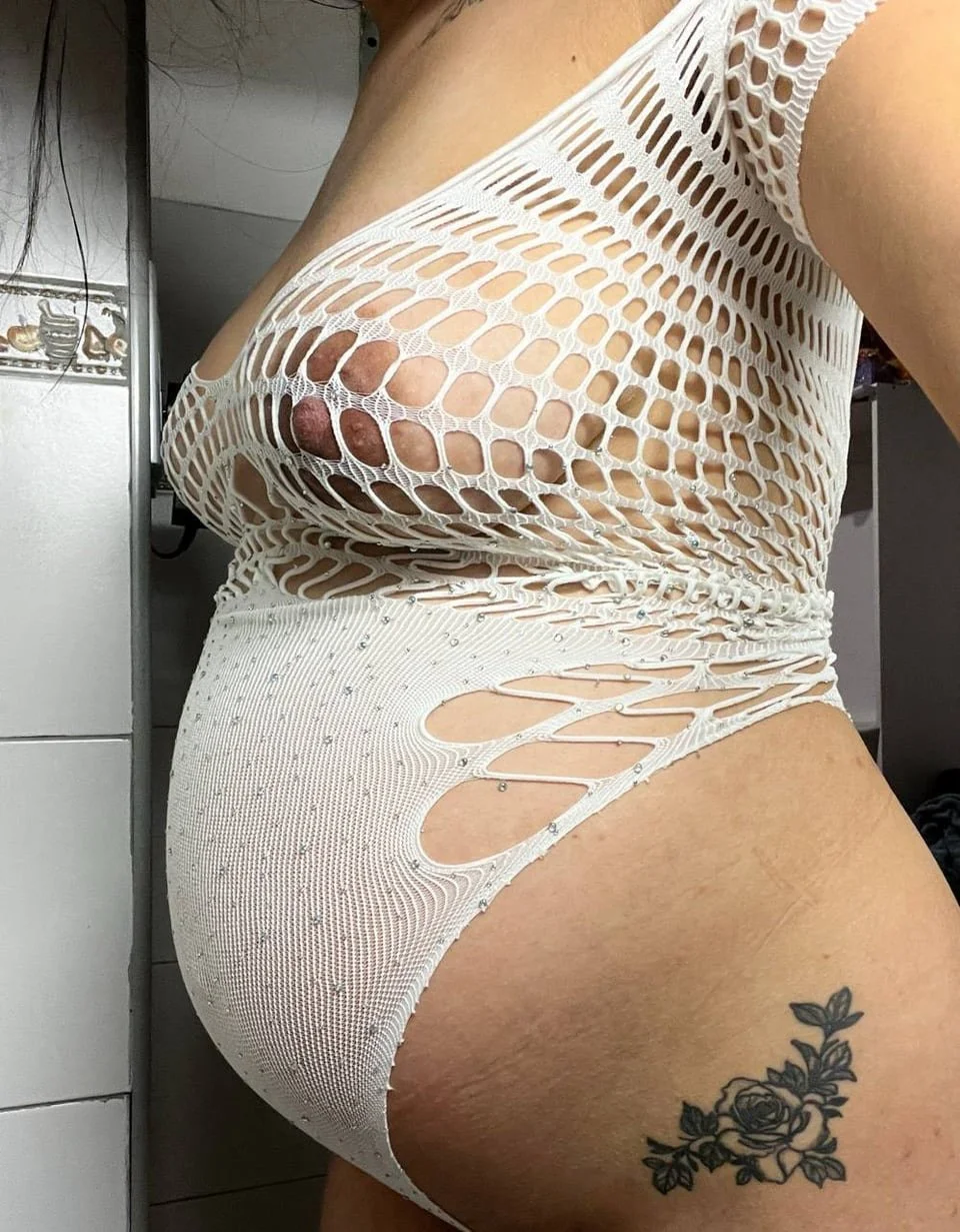 pregnant milf are just sexier image 5