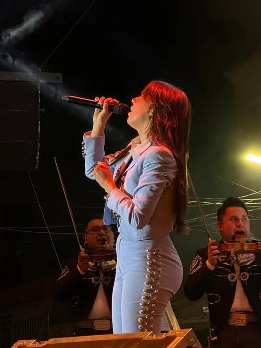 Angela Aguilar vs Majo Aguilar image 5