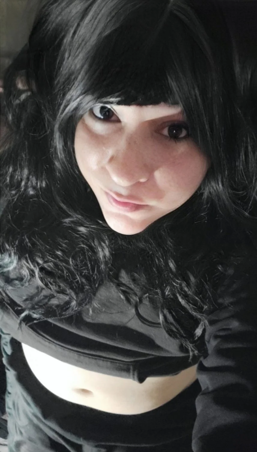 She begged again lol so here's some more main image
