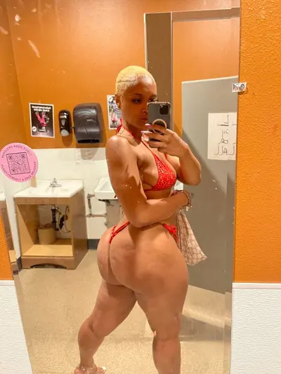 R.I.P. Onlyfans @novaa1616 ⚰️🕊️ cover image