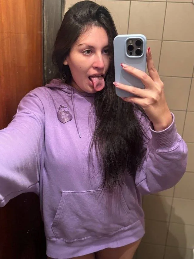 Trola Argentina hermosa novia flaca culona ricas tetas nudes image 8